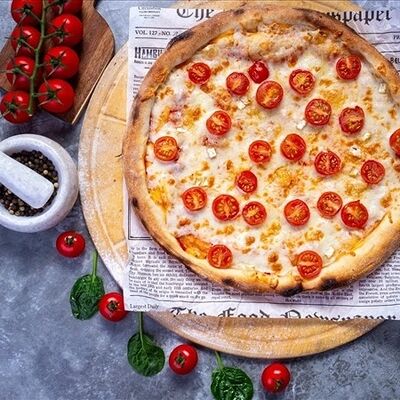 Пицца Маргарита 450 г в Donna Maria PREMIUM по цене 860 ₽