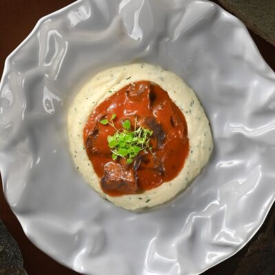 Баранья мякоть в перечном соусе в Cascade по цене 1200 ₽