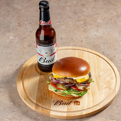 Чизбургер и Бад б/а в Колбасофф по цене 570