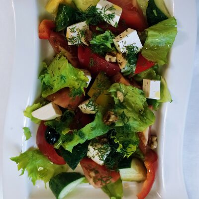 Салат Греческий в Любимая по цене 270 ₽