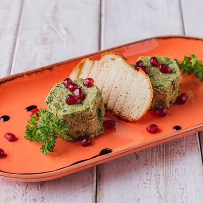 Пхали из стручковой фасоли с орехами в Кафе Хинкальная по цене 552 ₽