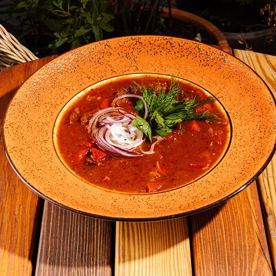 Лагман с говядиной в Хачапури и Вино по цене 605 ₽