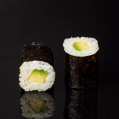 Авакадо Ролл в Sushi Bar по цене 269 ₽