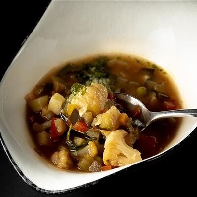 Минестроне с песто в Dolce Far Niente по цене 500 ₽