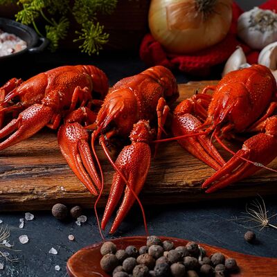 Раки вареные L в ВКУСНАЯ ТОЧКА по цене 7860 ₽