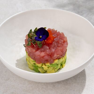 Тартар Тунец-авокадо в Delicates Club по цене 1140 ₽