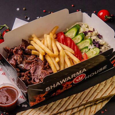 Шаварма бокс с говядиной в SHAWARMA HOUSE по цене 680 ₽