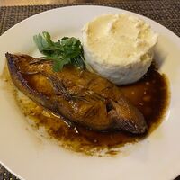 Палтус, запечённый в медовом маринаде, с пюре в Экватор