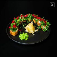 Ролл темпура лосось в Хука Холл