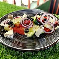 Греческий салат в Бегемот