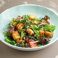 Салат с треской в Двор Помидор