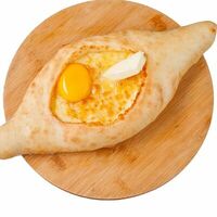 Хачапури по-аджарски (лодочка) в Пацха Пшапский двор