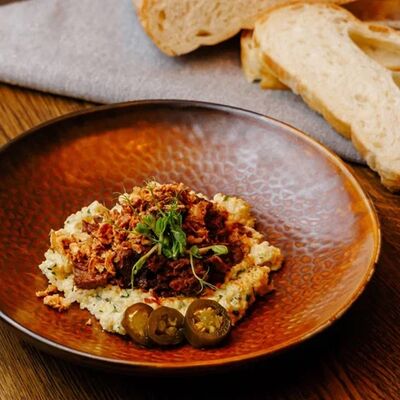 Томленая говядина с пшеном в Кочевники by Трикони по цене 965 ₽