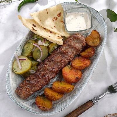 Комбо люля-кебаб из говядины в Петрушка по цене 660 ₽