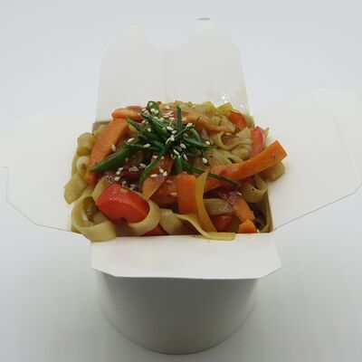 Лапша с овощами в Yoshi по цене 240