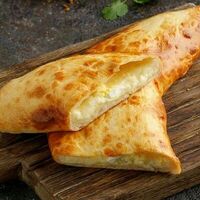 Хачапури по-гурийски в Баклажан в ТЦ 