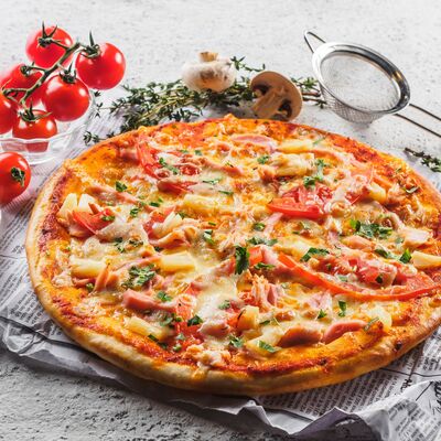 Пицца Гавайская в Maki Family по цене 449