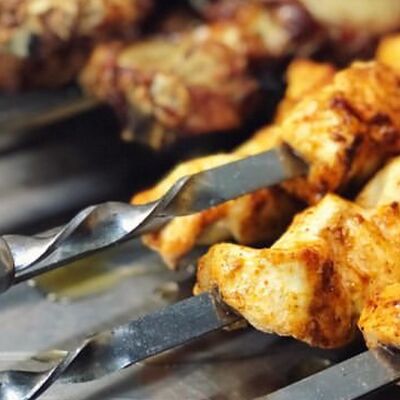 Шашлык из курицы в Дети Лейтенанта Шмидта по цене 390 ₽