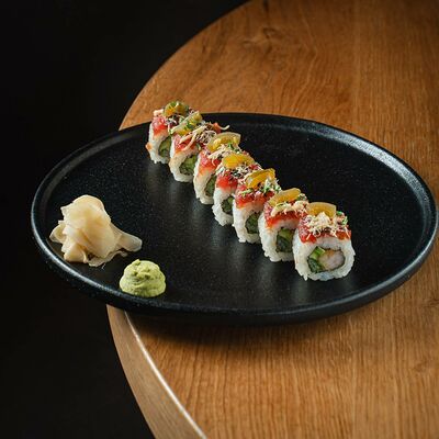 Ролл с тунцом и креветкой темпура в Джимми Чу по цене 820 ₽