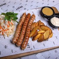 Колбаски куриные в Гриль-бар Draft
