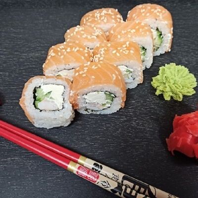 Филадельфия с креветкой в Суши Max по цене 465