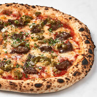 Пицца с говядиной и халапеньо 28 см в Mojo