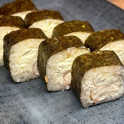 Сливочная креветкав Sashimi по цене 400 ₽