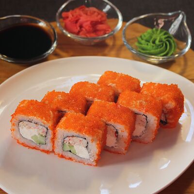 Роллы Калифорния с крабом в Ямато по цене 700 ₽