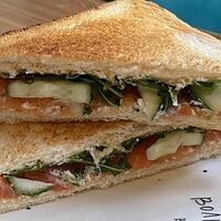 Сэндвич с лососем в Сторис