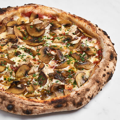 Пицца Курица, грибы 23 см в Mojo по цене 360
