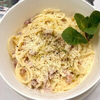 Паста карбонара в Чикетти