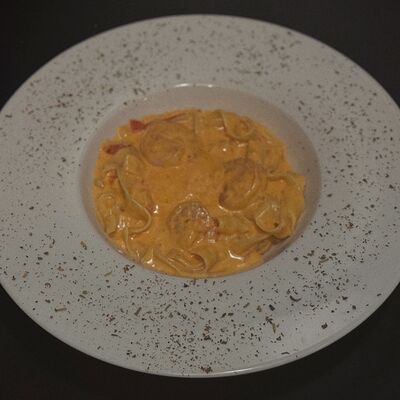 Феттуччине с креветками в Перец по цене 750 ₽