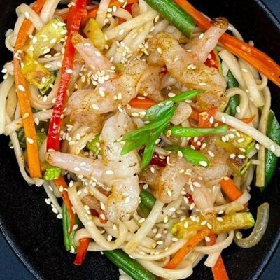 Удон с креветками териякив Кусочек Италии по цене 598 ₽