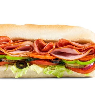 Сэндвич Итальянский БМТ в Subway по цене 493 ₽