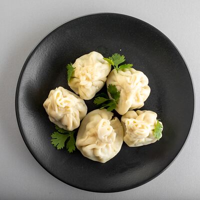 Хинкали со сливочным маслом в Friendly по цене 440 ₽