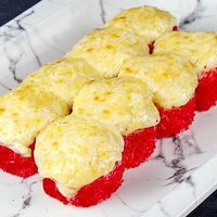 Калифорния, запеченная с креветкой в Капибара