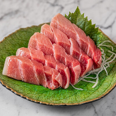 Сашими Тунец Bluefin o-toro в Dragon по цене 2450 ₽