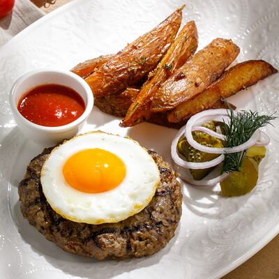 Бифштекс из баранины с картофелем по-деревенски в ЛарисуВаннуХочу по цене 1390