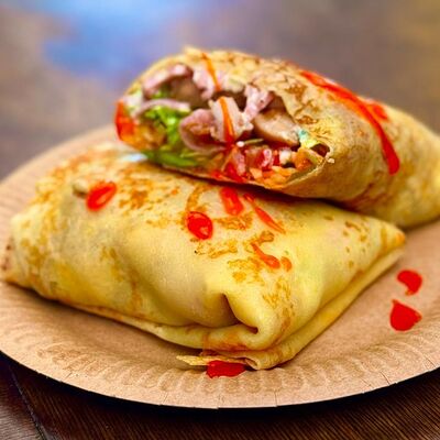 Блин с креветкой, сыром и томатами в Море Барабульки по цене 420 ₽