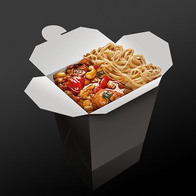 Цыплёнок с кешью и лапшой Wok в Большой ФО по цене 319 ₽