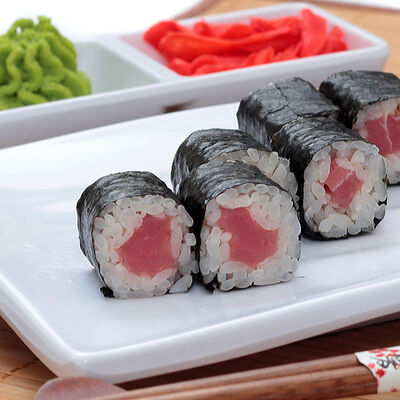 Ролл Текка макив Sushiwoker по цене 295 ₽