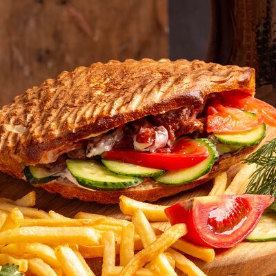 Донер-кебаб в Шаурма-Шашлык в Тренде по цене 430 ₽