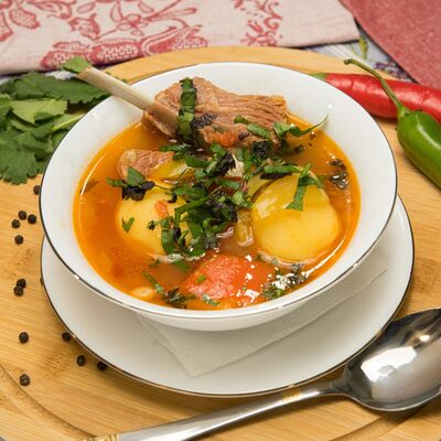 Хашлама с бараниной в Гурман студия по цене 520 ₽