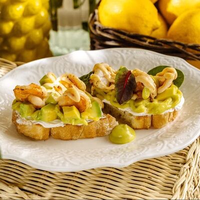 Брускетта с тигровыми креветками в Dodici Italy по цене 800 ₽