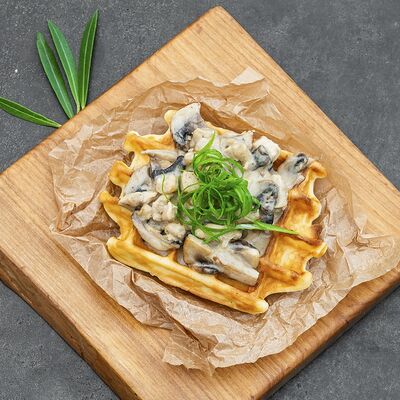 Вафля А-ля Жюльен в Мой кофе по цене 488 ₽