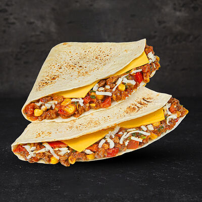 Кесадилья Чили кон карне в Магбургер & Братья Караваевы по цене 395