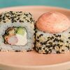 Ролл Спайси микс в Sushi Street по цене 439