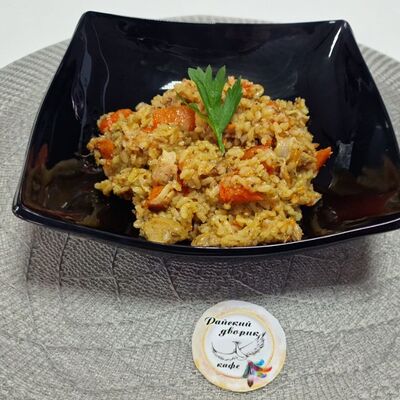 Плов с курицейв Райский дворик по цене 300 ₽