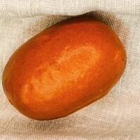 Румяный пирожок с начинкой на выбор в Ресторан Хата возле Шереметьево