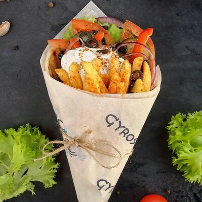 Пита гирос Вегетарианский в Gyros & Grill по цене 394 ₽